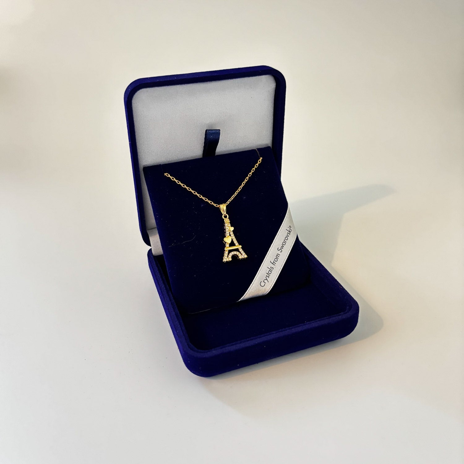 Collier avec Pendentif Tour Eiffel Cœurs – Swarovski® Elements Oh, mes Bijoux !