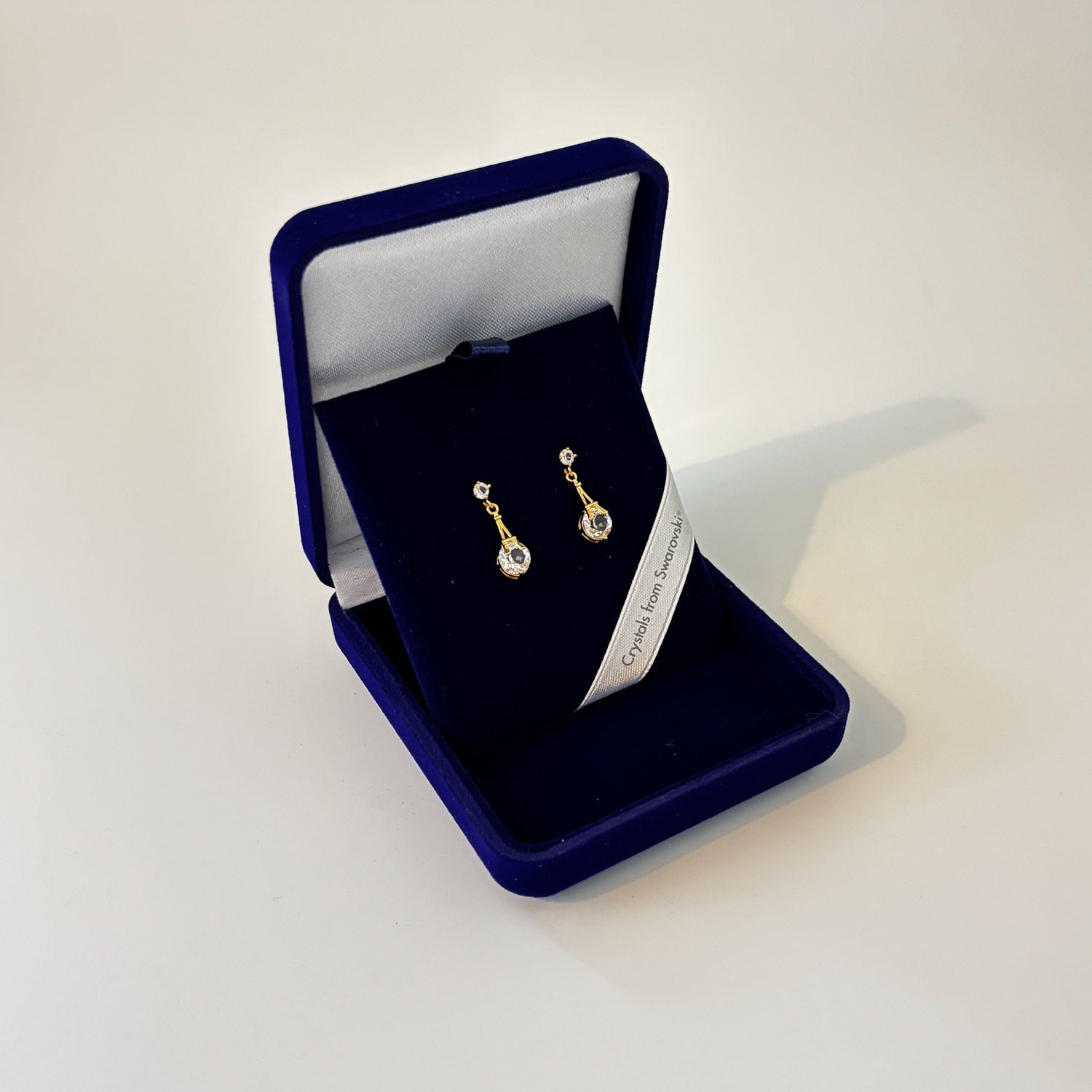 Boucles d’Oreilles Tour Eiffel avec Cristal Swarovski® Elements Oh, mes Bijoux !