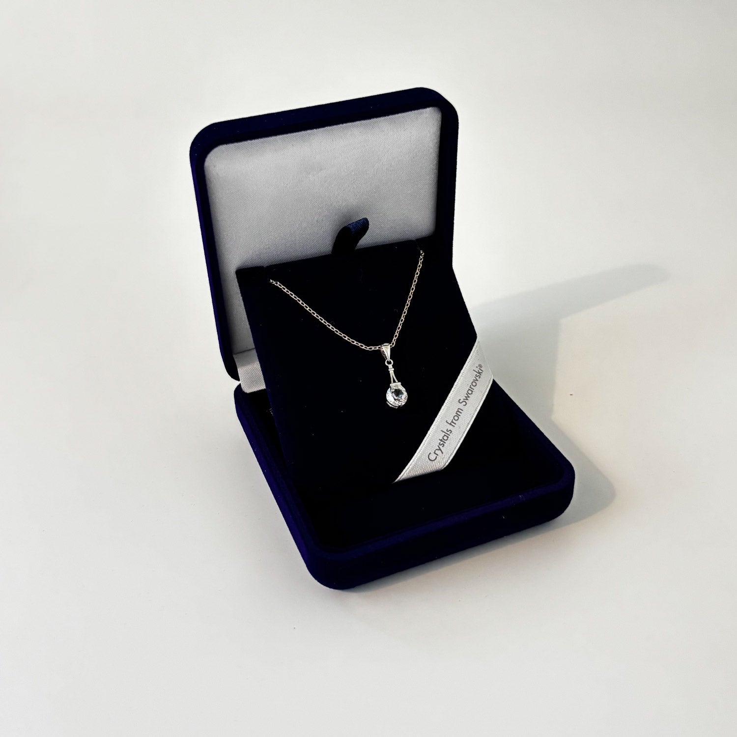 Collier avec Pendentif Tour Eiffel avec Cristal Swarovski® Elements Oh, mes Bijoux !