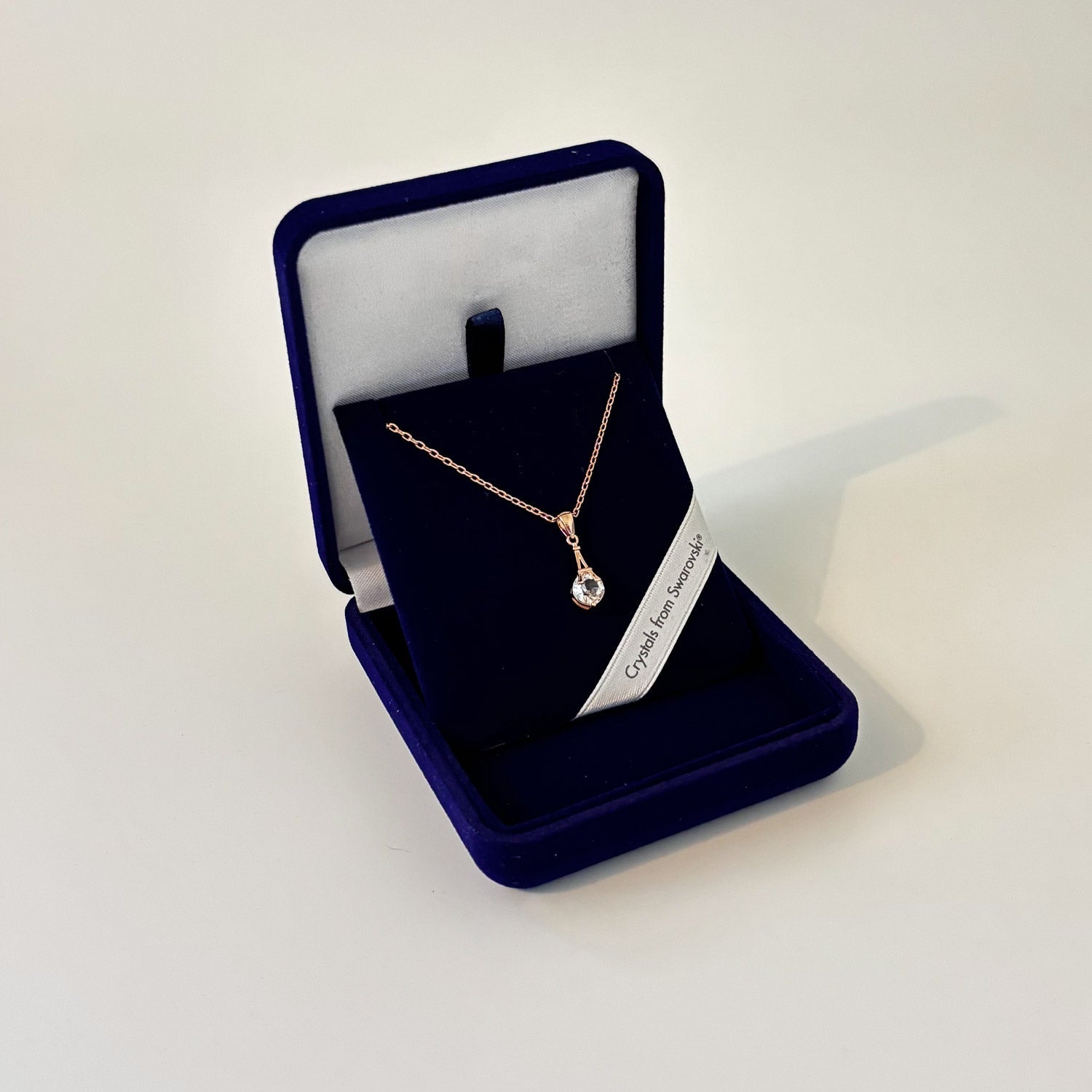 Collier avec Pendentif Tour Eiffel avec Cristal Swarovski® Elements Oh, mes Bijoux !